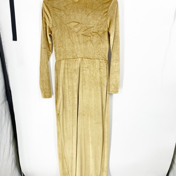 Club London NWT Gold Velvet Dress Sz 12 - Picture 6 of 6